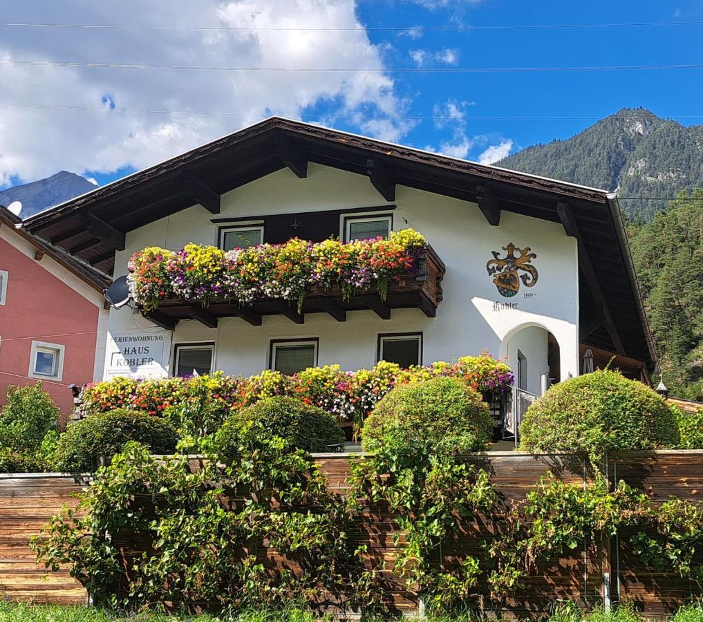 Ferienwohnung Kobler Landeck Esterno foto